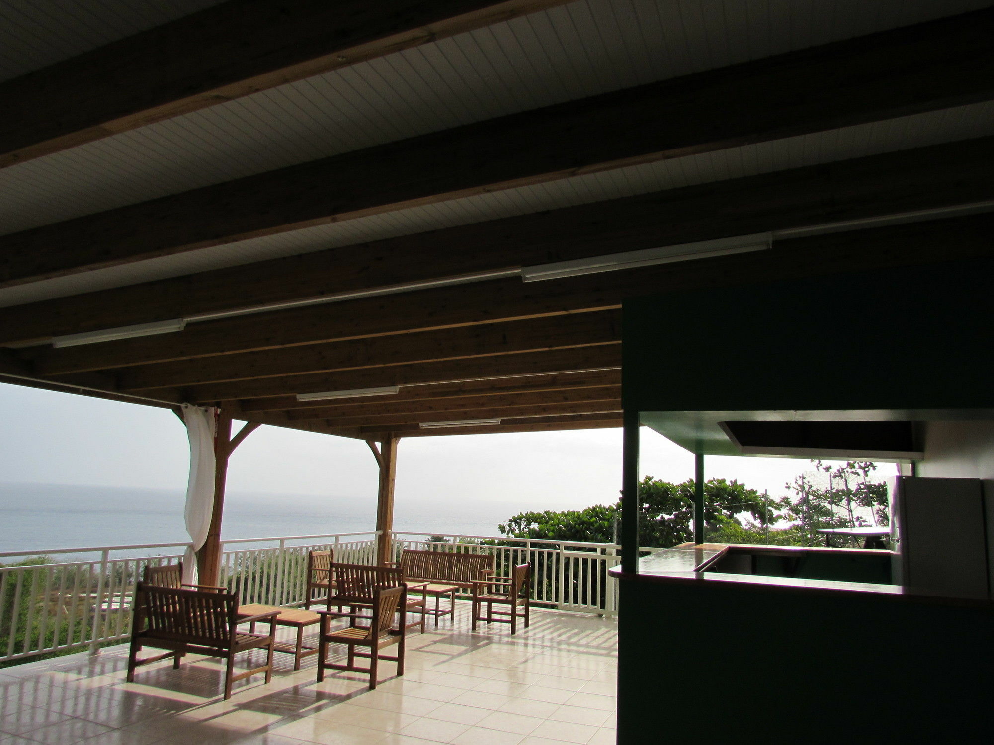 Hotel Village Pomme Cannelle 3 Etoiles ル・プルシュール エクステリア 写真